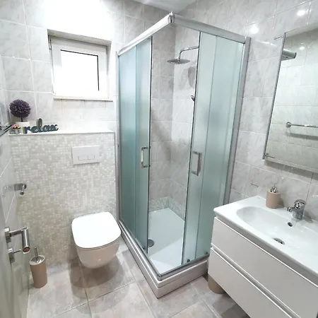 Fani Apartment Bol