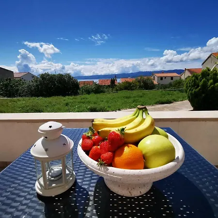 Apartment Fani Bol